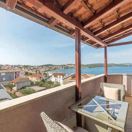 Apartments Ivana-Mira Okrug Gornji Luaran gambar