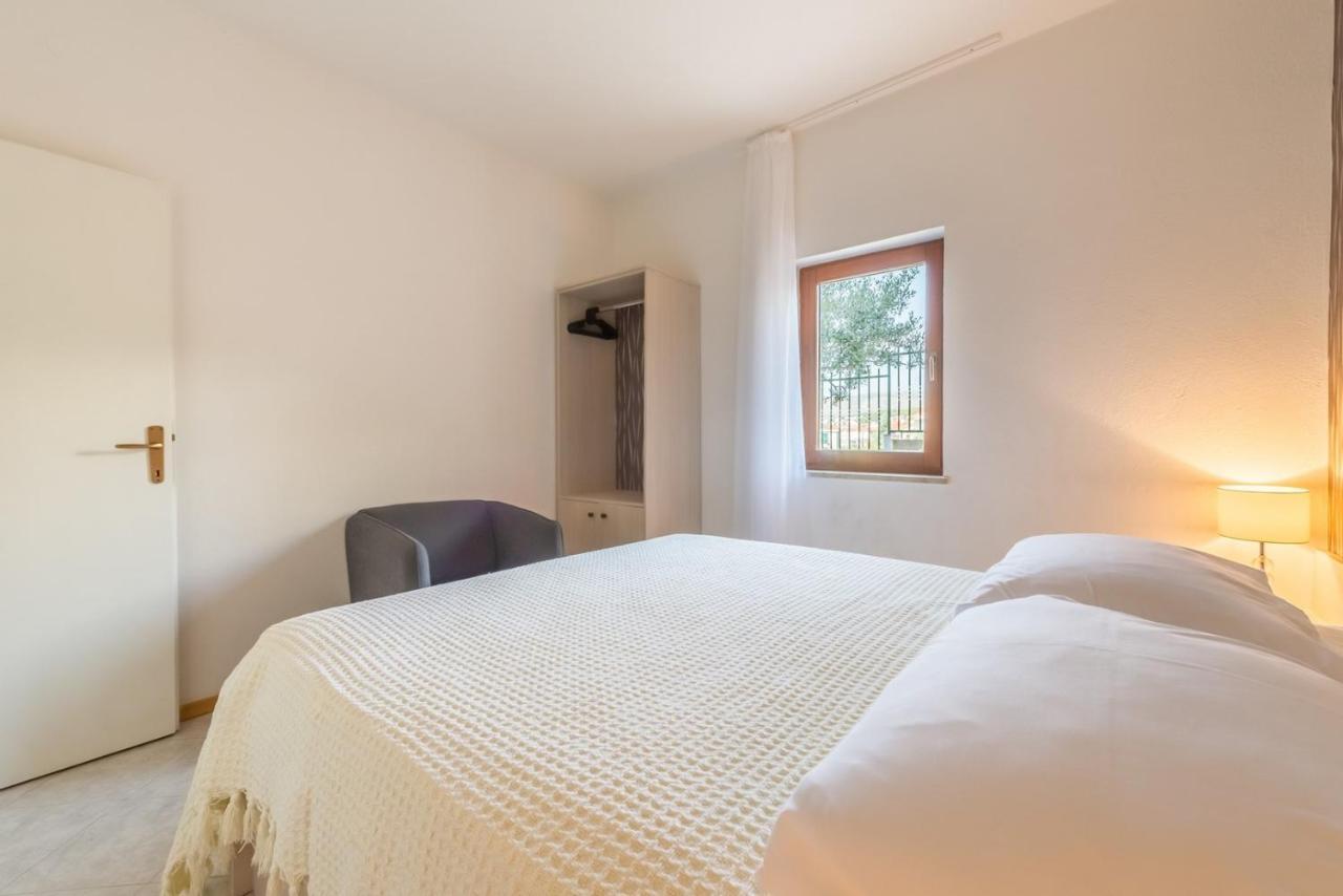 Apartments Ivana-Mira Okrug Gornji Luaran gambar