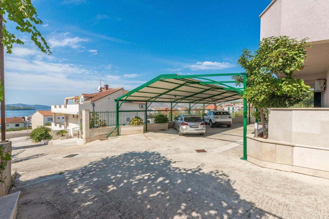 Apartments Ivana-Mira Okrug Gornji Luaran gambar