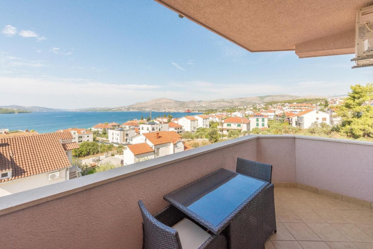 Apartments Ivana-Mira Okrug Gornji Luaran gambar
