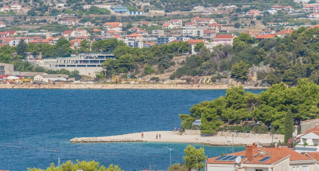 Apartments Ivana-Mira Okrug Gornji Luaran gambar