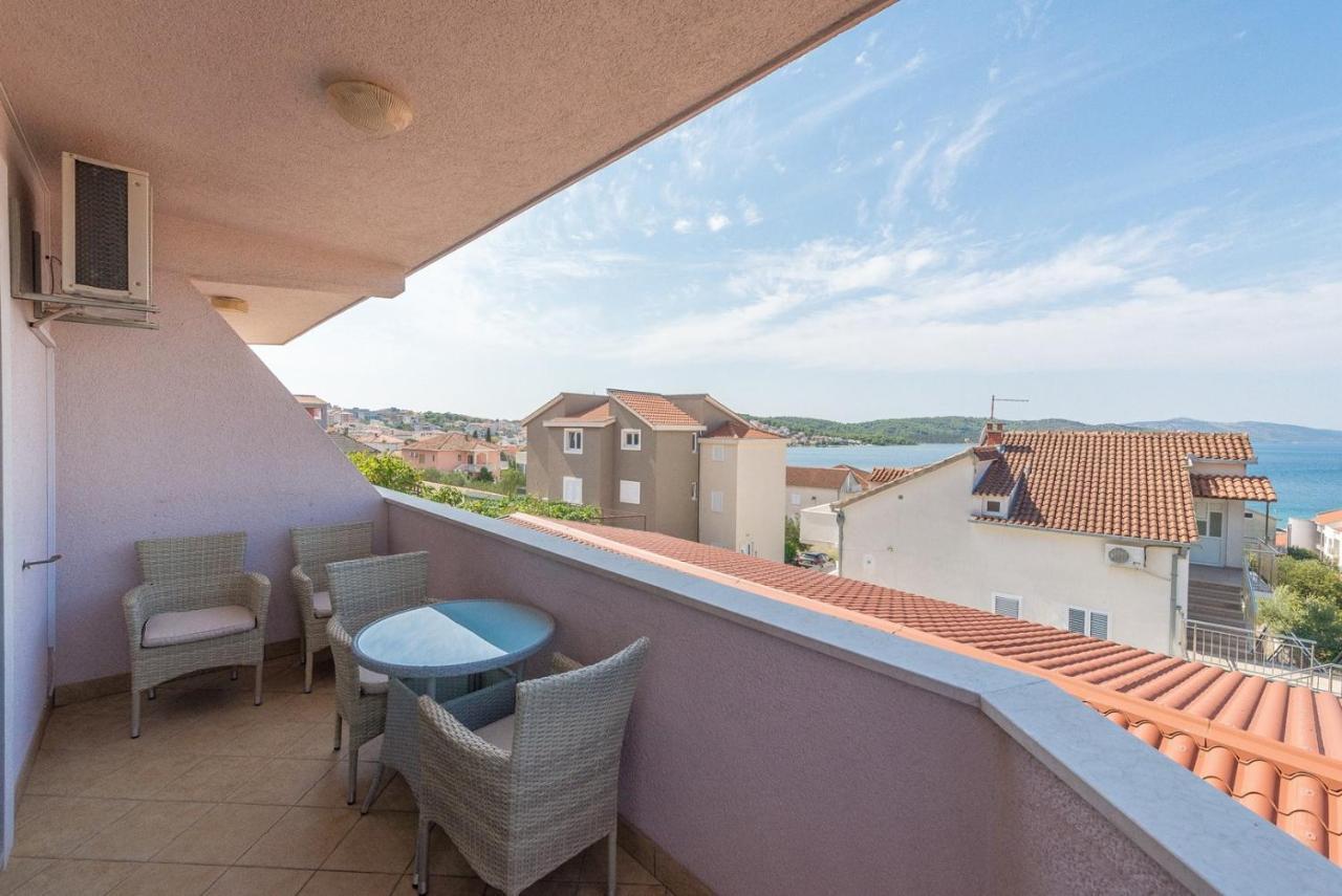Apartments Ivana-Mira Okrug Gornji Luaran gambar