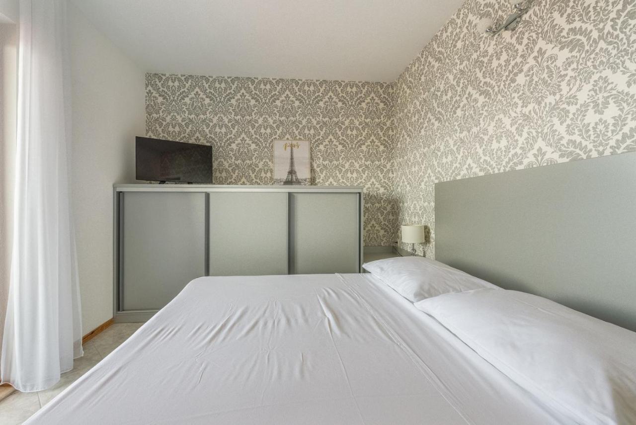 Apartments Ivana-Mira Okrug Gornji Luaran gambar