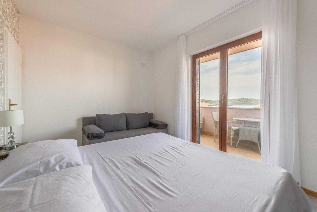 Apartments Ivana-Mira Okrug Gornji Luaran gambar