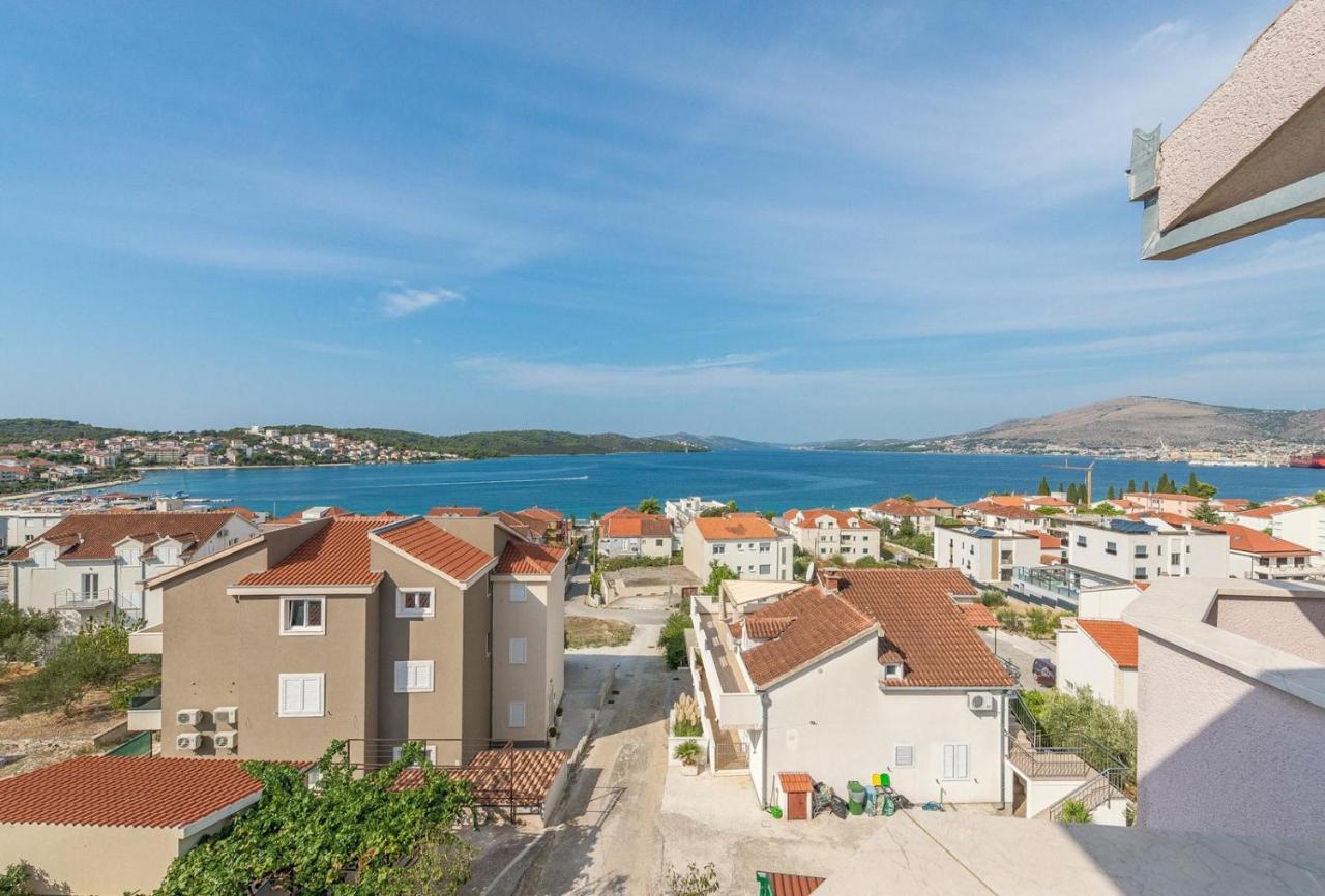 Apartments Ivana-Mira Okrug Gornji Luaran gambar