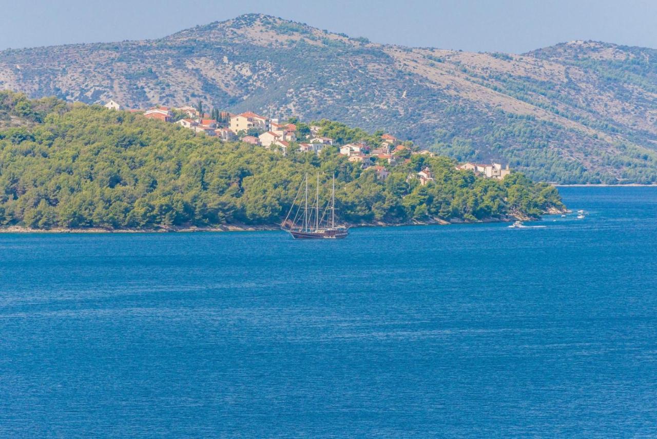 Apartments Ivana-Mira Okrug Gornji Luaran gambar